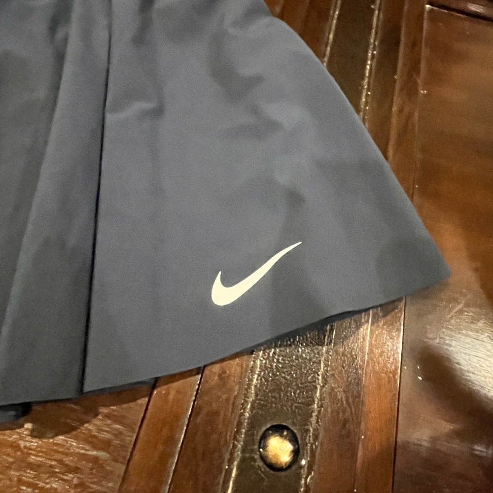 Nike Women's Navy Blue Skirt Skort Tennis Golf size large - Picture 2 of 6